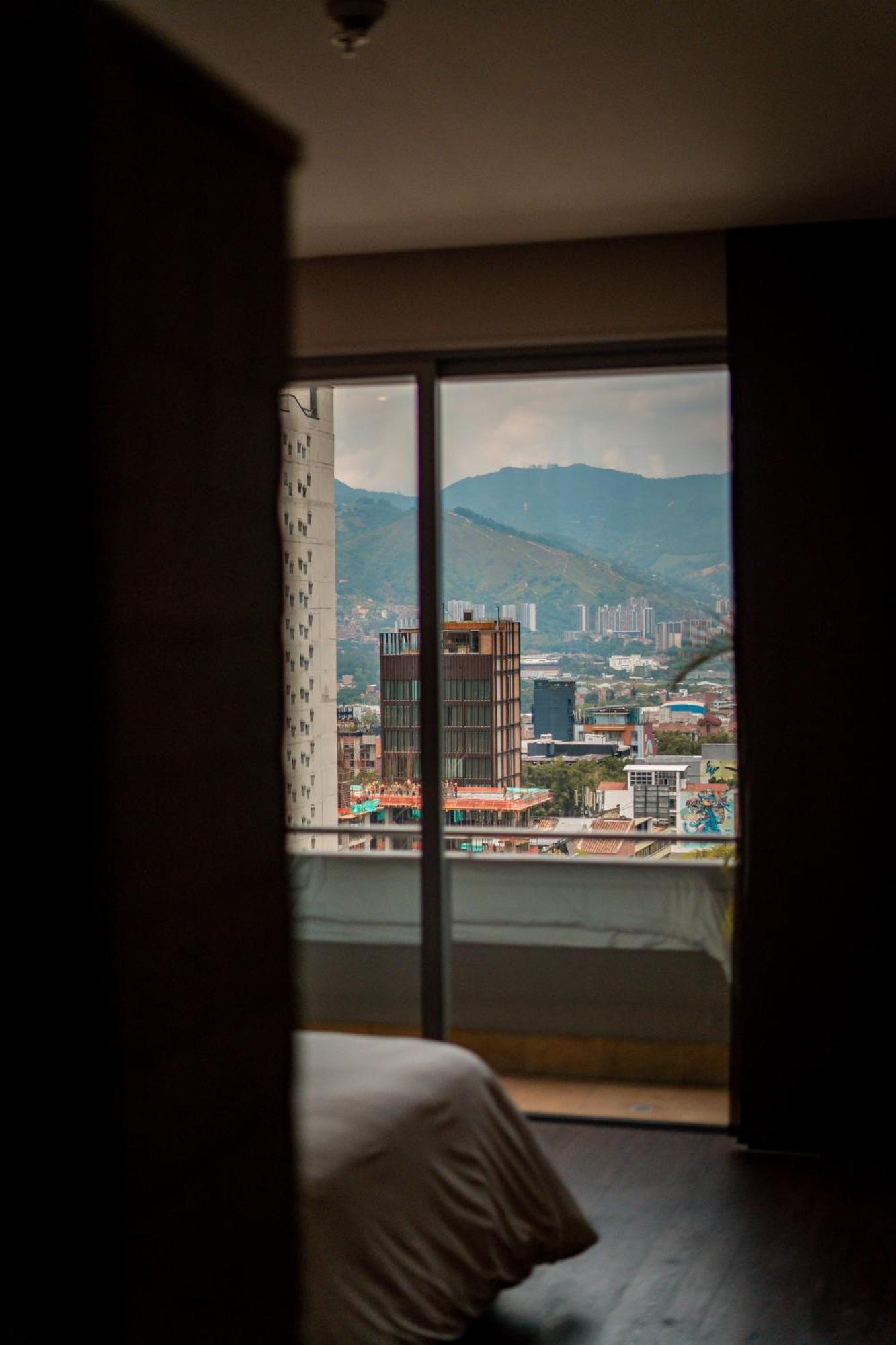 Diez Hotel Categoría Colombia Medellín Quarto foto